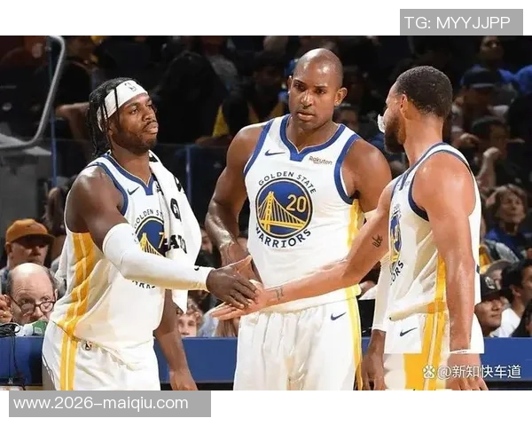 霍福德融入勇士文化全力以赴展现团队协作精神 霍福德融入勇士文化全力以赴展现团队协作精神