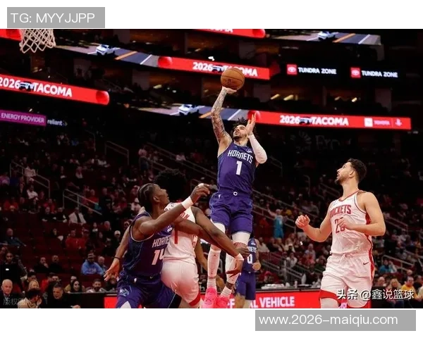 克尼佩尔展现全面实力半场9投5中斩获13分5篮板3抢断 克尼佩尔展现全面实力半场9投5中斩获13分5篮板3抢断