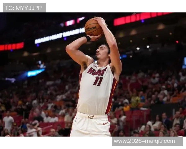 哈克斯强调下半场开局需全力进攻保持领先优势